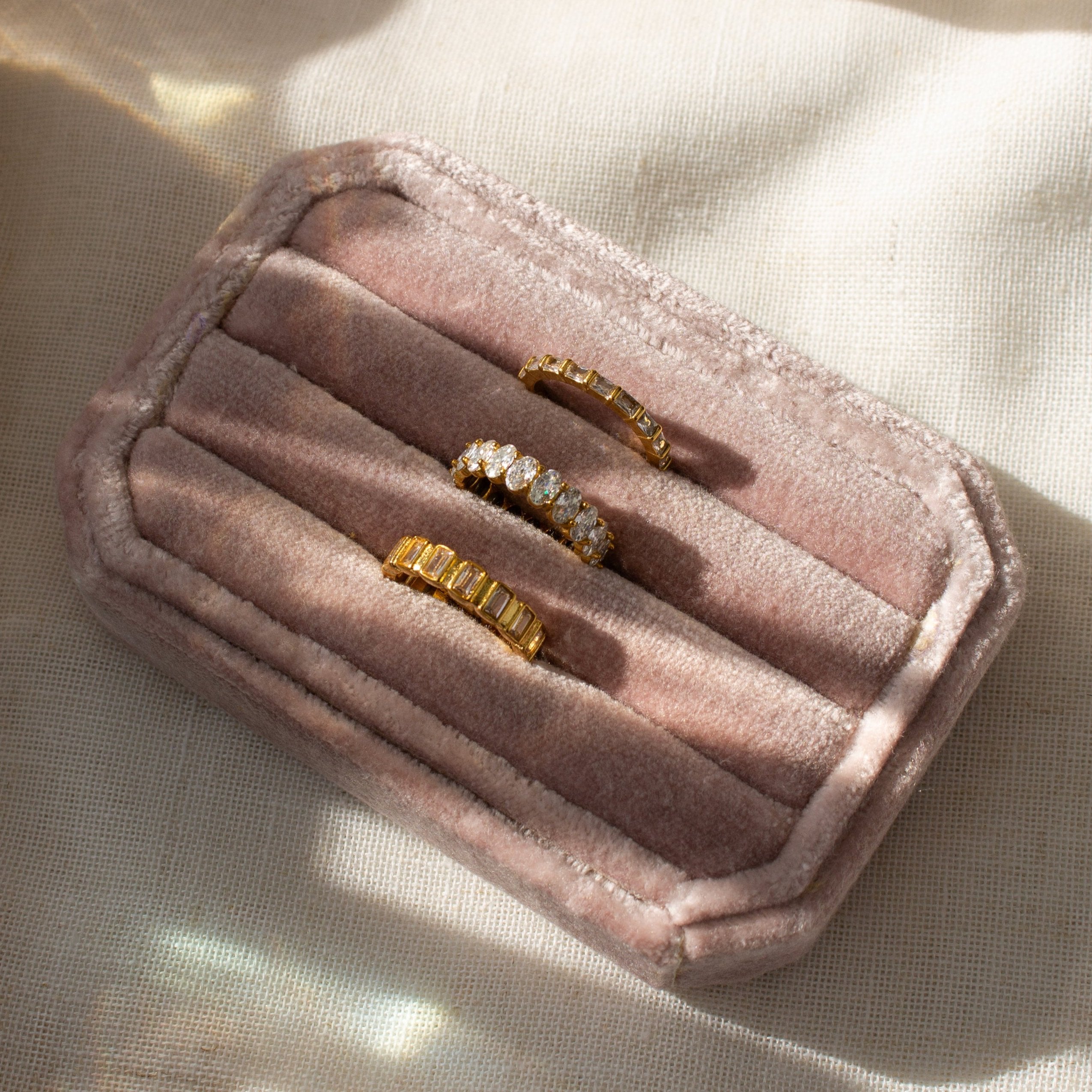 Daphne Baguette Tennis Ring